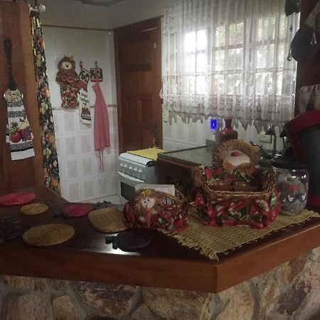 Confortável Casa de Campo em Condomínio Fechado Águas de Lindoia Exterior foto